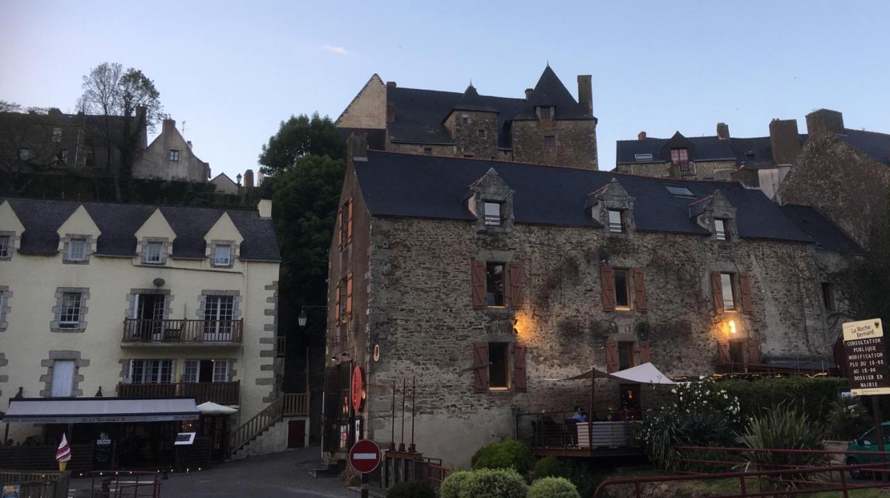 Au pt’it bonheur, Gîte culturel à la Roche Bernard Férel Exterior foto
